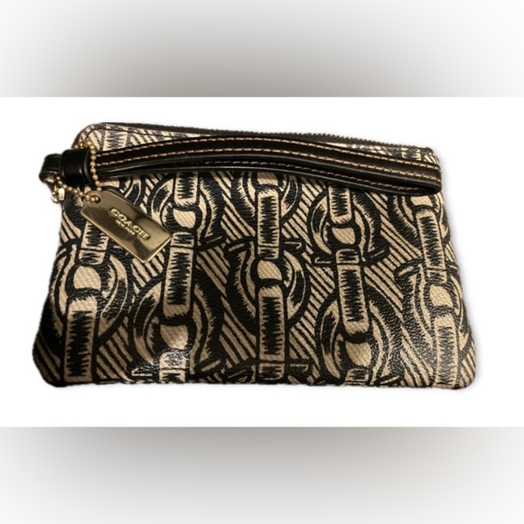Coach signature wristlet zipper wallet - Picture 2 of 3